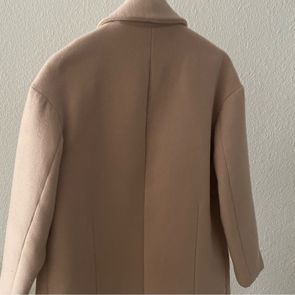 Elizabeth and James Peacoat - Picture 13 of 16